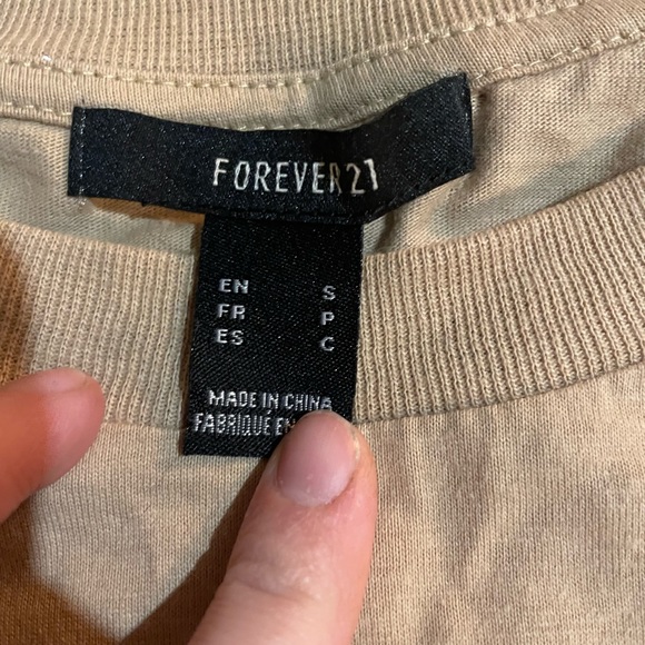 Crop top - Picture 2 of 2